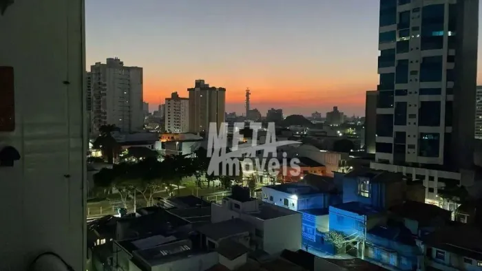 Apartamento com 2 dormitórios para alugar, 131 m² por R$ 2.700,00/mês - Centro - Campos do
