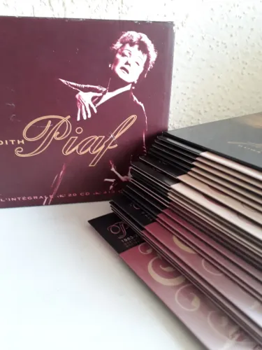 Box de cds de Edith Piaf