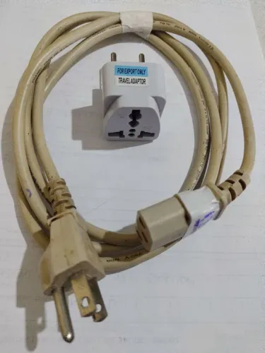 Cabo de Força Tripolar 3 Pinos 1,8m Bege com Adaptador p/ Computadores Equipamentos Usado