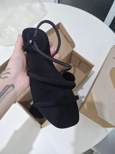 Rasteira preta Sonho Dos Pés