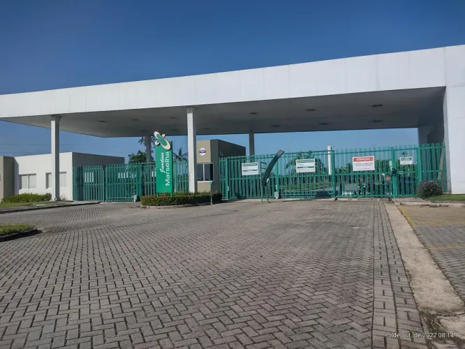 Vende-se Casa Térrea no Condomínio Jardins Marselha