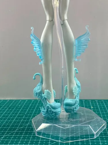 Sapatos e Barbatanas Lagoona Ghouls Rule Monster High G1