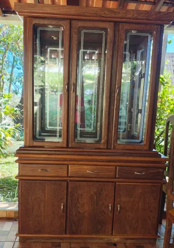 CRISTALEIRA MADEIRA MACIÇA