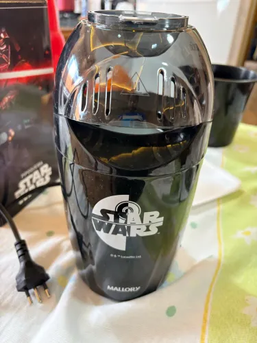 Pipoqueira Elétrica Mallory Star Wars - 127V
