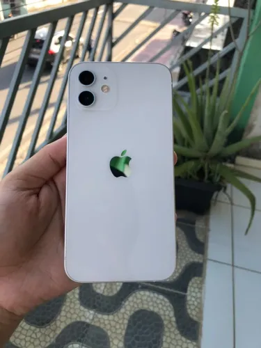 iPhone 12