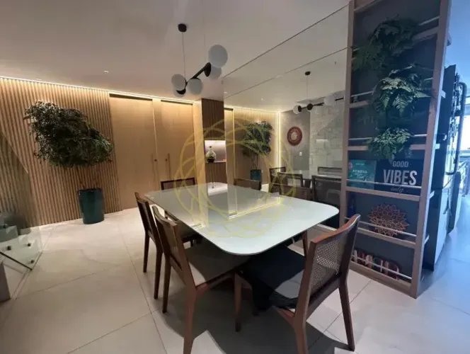 Condomínio Le Parc (Barra da Tijuca) - 4 Quartos (1 Suíte) - 204m²