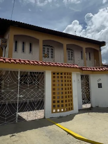CASA NO MEDICI II COM 5 QUARTOS