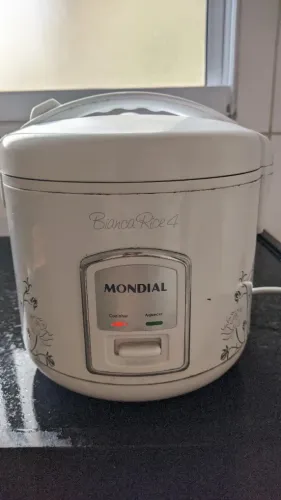Panela Elétrica de Arroz Mondial Bianca Rice 4 - Usada