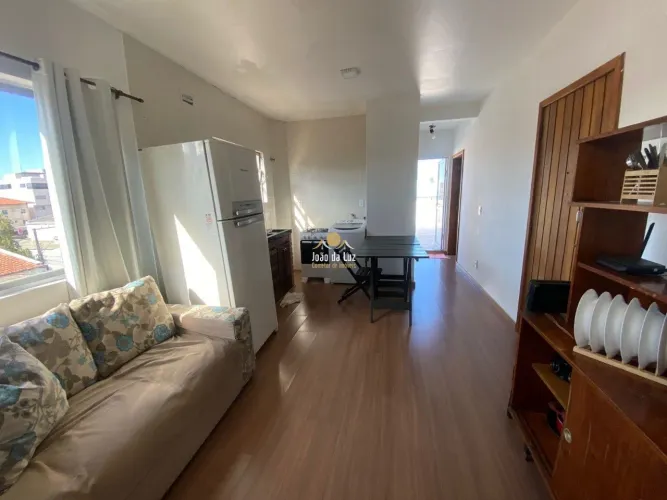 Cobertura em Canasvieiras, 73m² + Vaga Coberta.