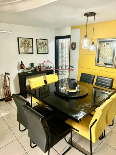 Apartamento Amplo 113m² | 3 Quartos | DCE | Piscina e Salão de Festas, porteira fechada.