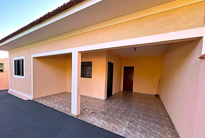 CASA NO BAIRRO JARDIM TROPICAL ENTRADA DE 22 MIL