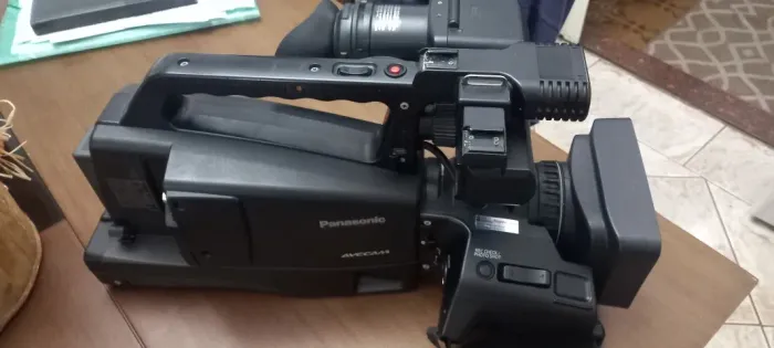FILMADORA PANASSONIC AG HMC-80