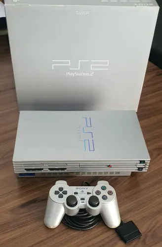 PLAYSTATION 2 SILVER FAT (PS2 PRATA) LACRADO CIB