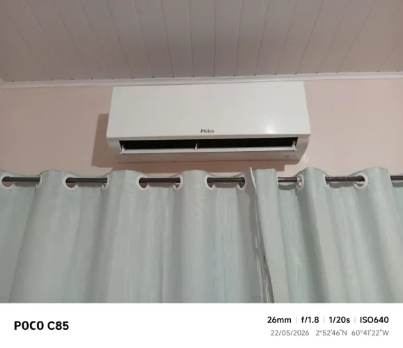 vende-se central de ar 12mil btu's Convencional *