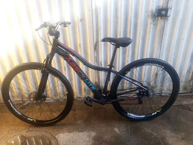 Bicicleta Absolute aro 29