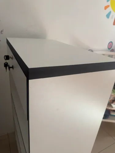 Balcão comercial com gaveta