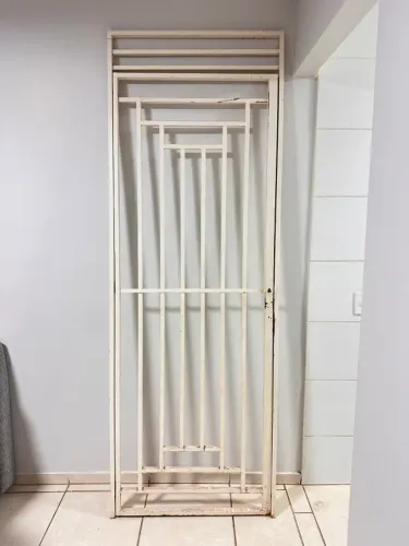 Grade para porta