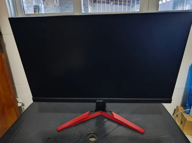 Monitor gamer 25" Acer 144hz perfeito