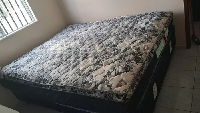 Cama box casal