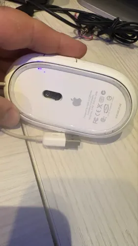 Mouse Imac com fio 2010