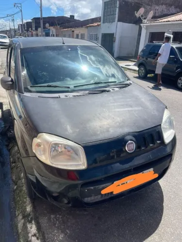 Fiat Uno Vivace 1.0 EVO Fire Flex 8V 3P 2014