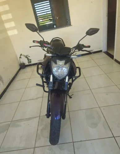 Fazer 250 bem conservada