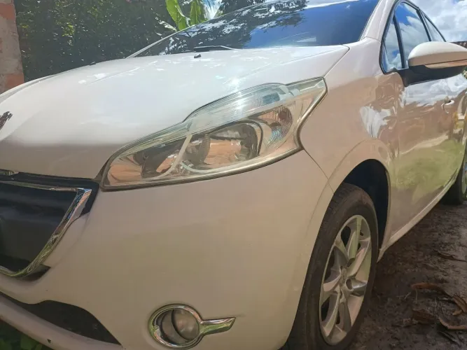 Peugeot 208 Active/active Pack 1.5 Flex 8V 5P 2015