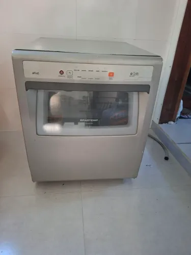 Máquina lavar louças 