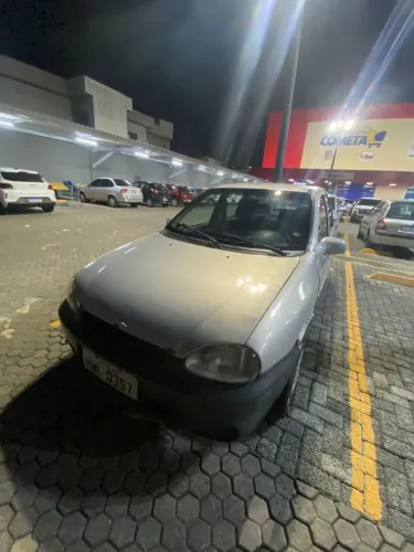 Chevrolet Corsa Sedan Super Milenium 1.0 MPFI 16V 2001