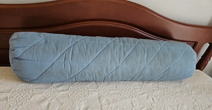 Rolo para cama solteiro 83cm X 20cm