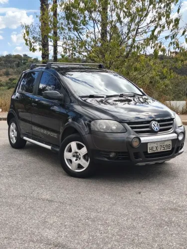 Volkswagen Crossfox 1.6 MI Total Flex 8V 5P 2010