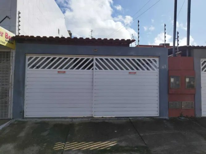 CASA EM RUS PÚBLICA - LOTEAMNETO MORADA DAS MANGUEIRAS - JABOTIANA [52444]