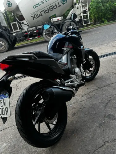 Troco ou vendo Cb Twister 250f !