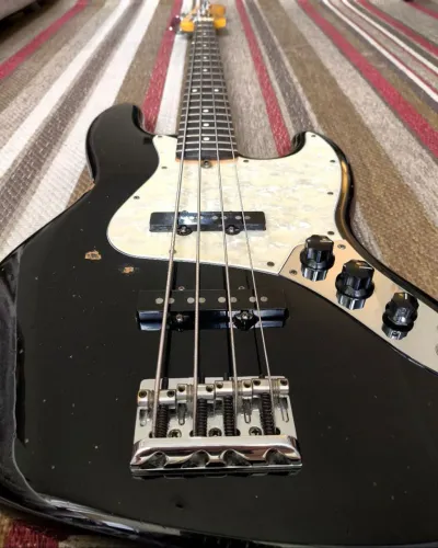 Baixo Fender Jazz Bass American Standart 2009