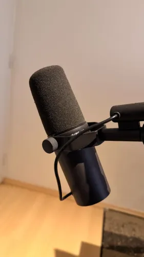 Kit Completo de Gravação Shure SM7B + Focusrite Scarlett Solo + Tripé e Cabo