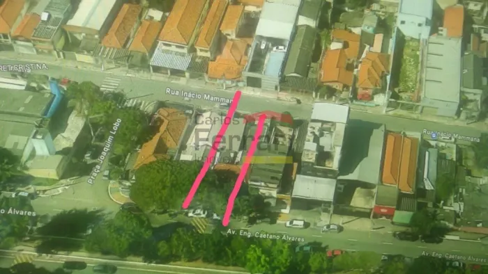 Terreno com casas no Imirim