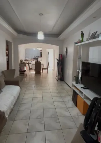 Oportunidade no Bairro Damas: casa com 4 quartos e enorme potencial de valorização