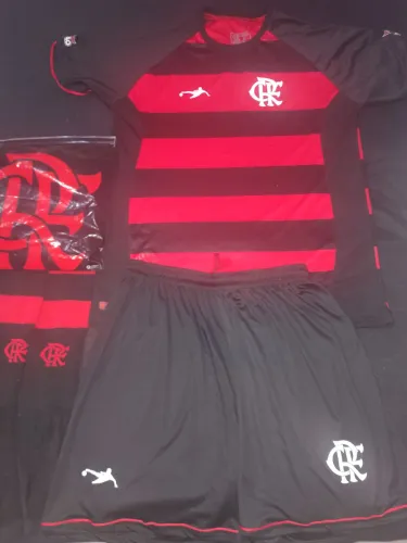 Vendo uniforme da escolinha do flamengo oficial 