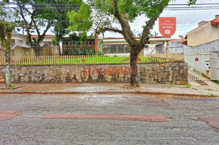 Casa comercial com 10 vagas para aluguel no Alto da Rua XV