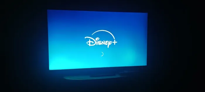 Smart TV 55" QLED 4K + SOUNDBAR Q600C
