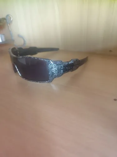 Óculos Oakley não sei o modelo