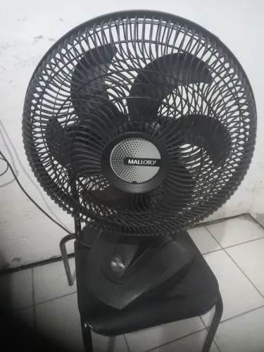 Vende-se um ventilador Marlon