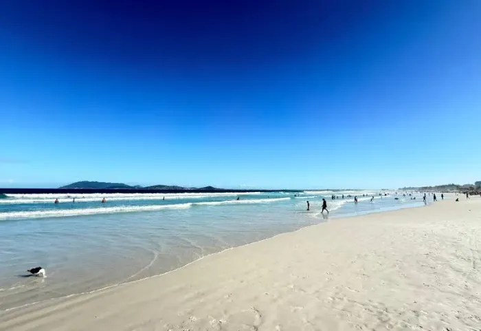 OPORTUNIDADE!! Um dos únicos terrenos ainda disponíveis à venda residencial / comercial na