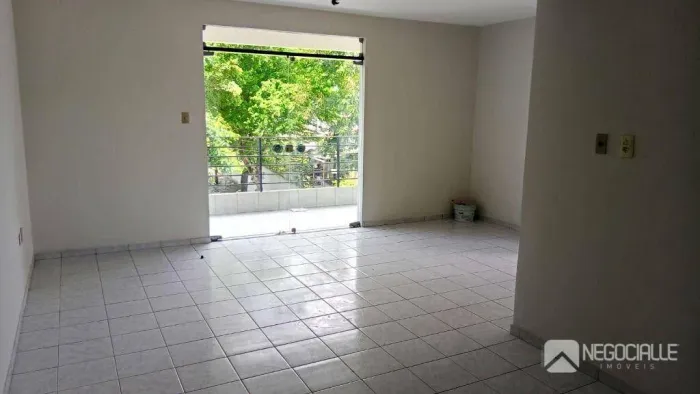 Apartamento com 2 dormitórios para alugar, 55 m² por R$ 1.100,00/mês - São José - Campina