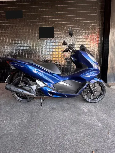 Honda PCX muito nova