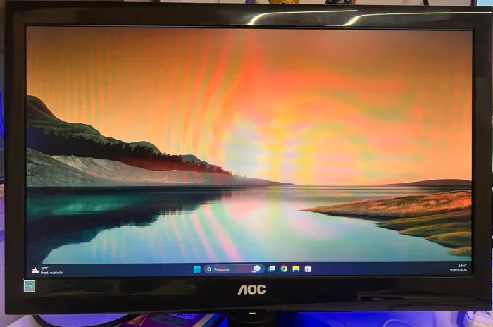 Monitor AOC 20" LED + Adaptador HDMI (Kit Completo / Funcionando 100%)