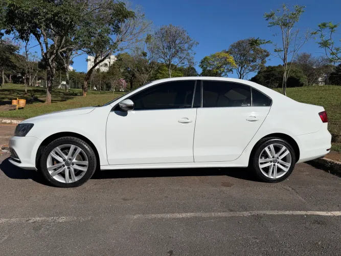 Volkswagen Jetta Highline 2.0 TSI 16V 4P Tiptronic 2016