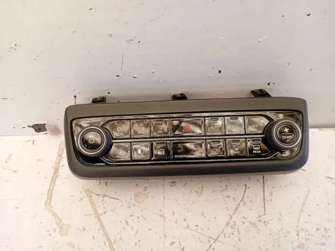 Botao Som Comando Ar Fiat Fastback Abarth 2023 Preto