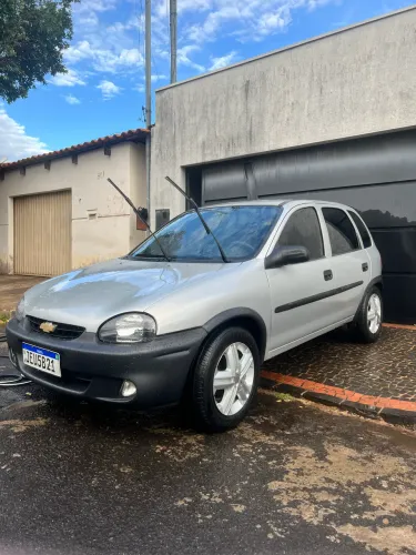 Chevrolet Corsa Super 1.0 MPFI / 2P E 4P 1999