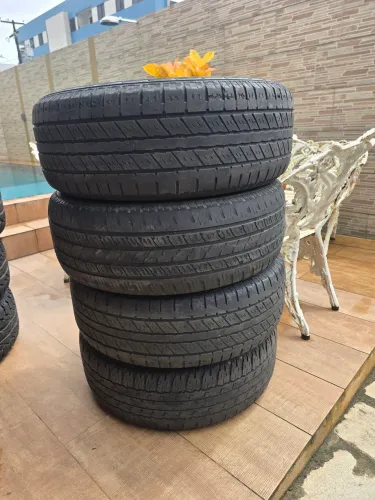 Pneus 265/65/17